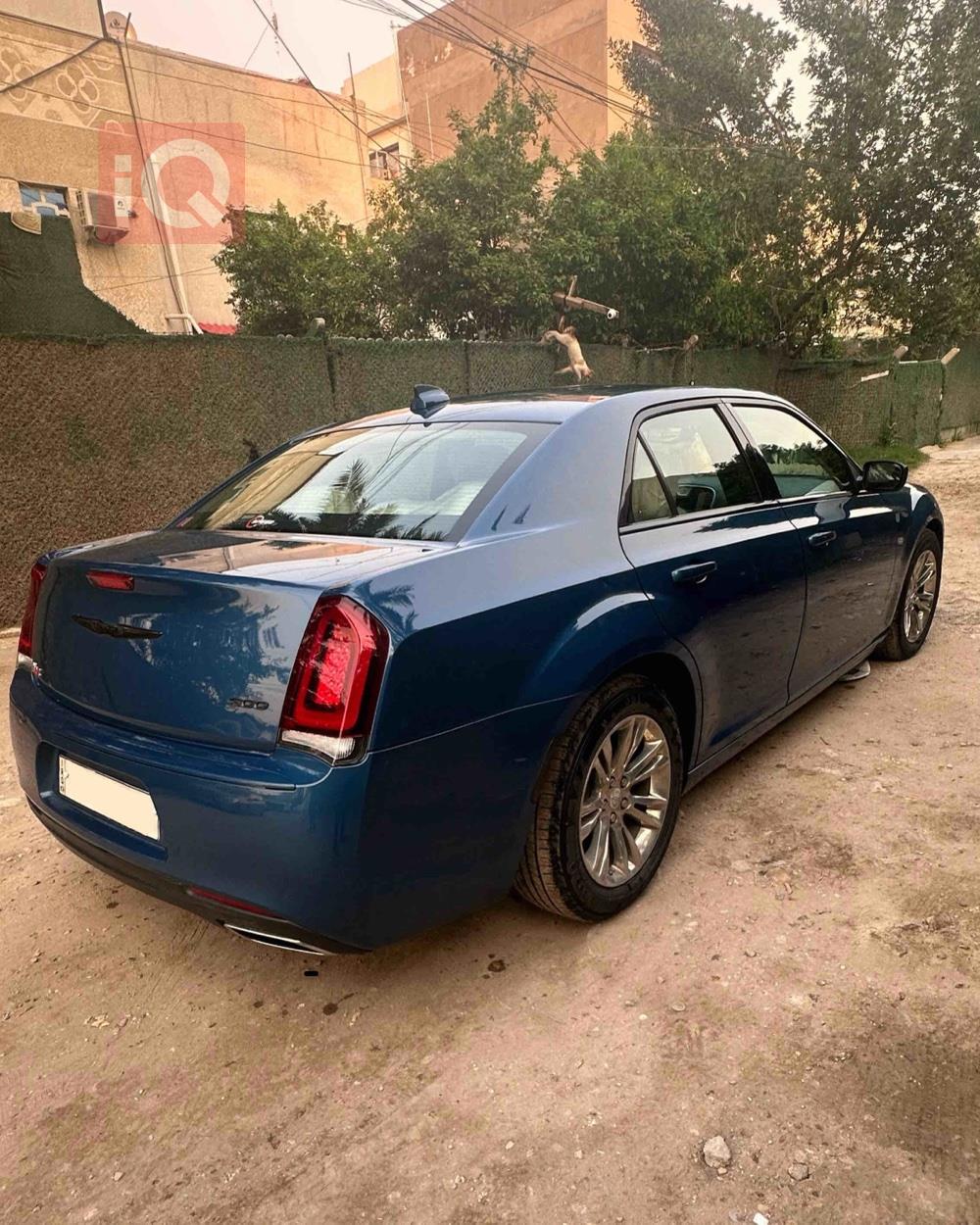 كرايسلر 300